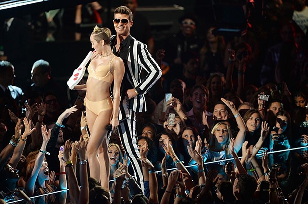 Foam Finger Inventor Completely Turned Off by Miley Cyrus’ VMA Performance