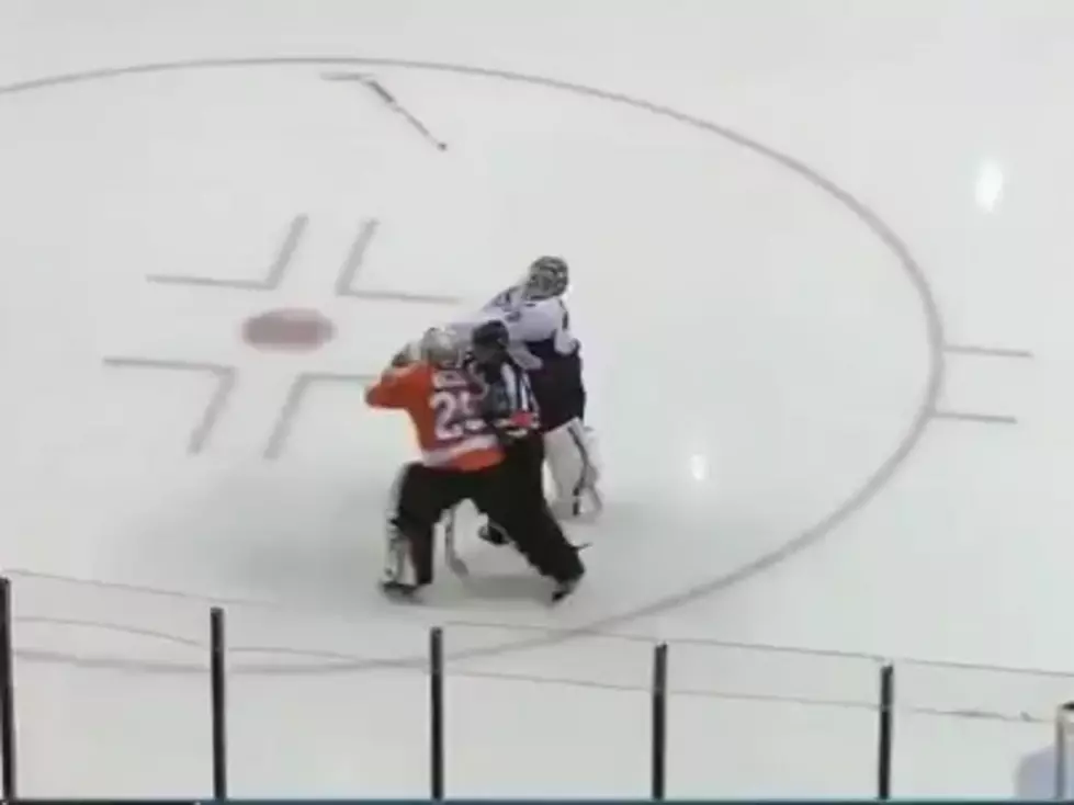 Flyers Goalie Ray Emery Beats On Capitals Branden Holtby [VIDEO]