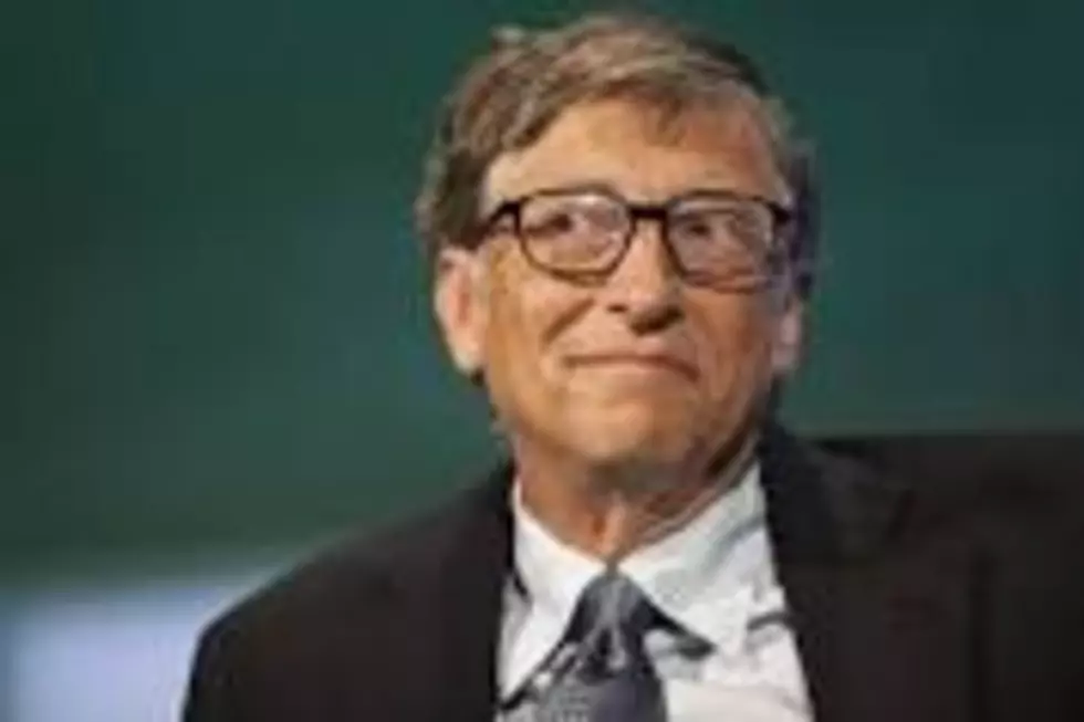What Bill Gates Gets His Secret Santa? [VIDEO]