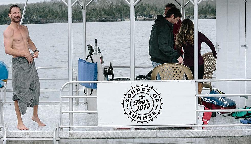 Watch Dierks Bentley Force Kip Moore, Maddie And Tae + Cannan Smith To Ploar Plunge Off A Boat Yesterday [VIDEO]