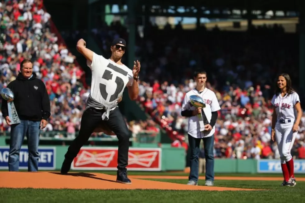 Tom Brady Throws First Pitch At Red Sox Game &#8211; And He Blew It! [VIDEO]