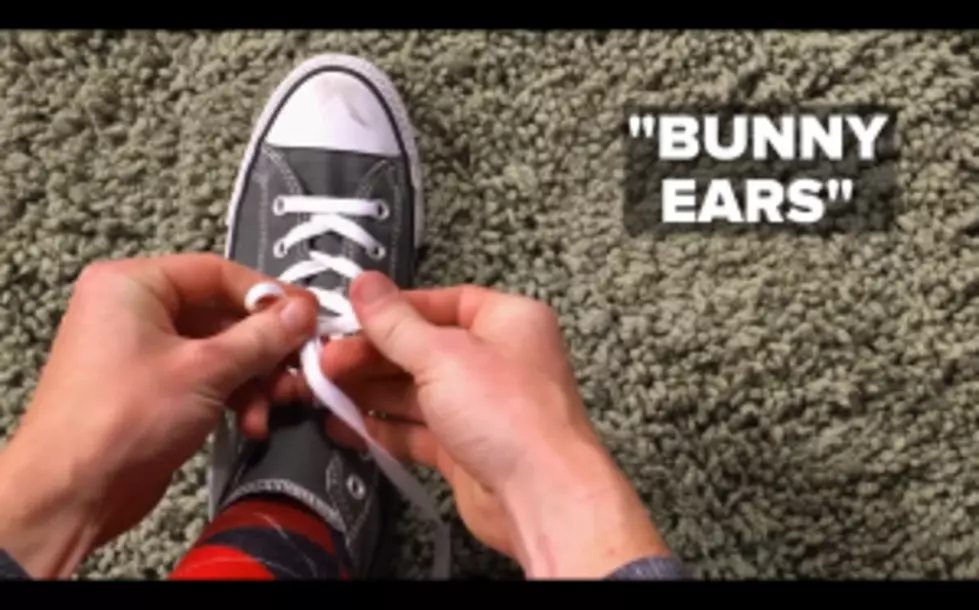 You&#8217;re Probably Tying Your Shoes Wrong &#8211; Try This Way Instead [VIDEO]
