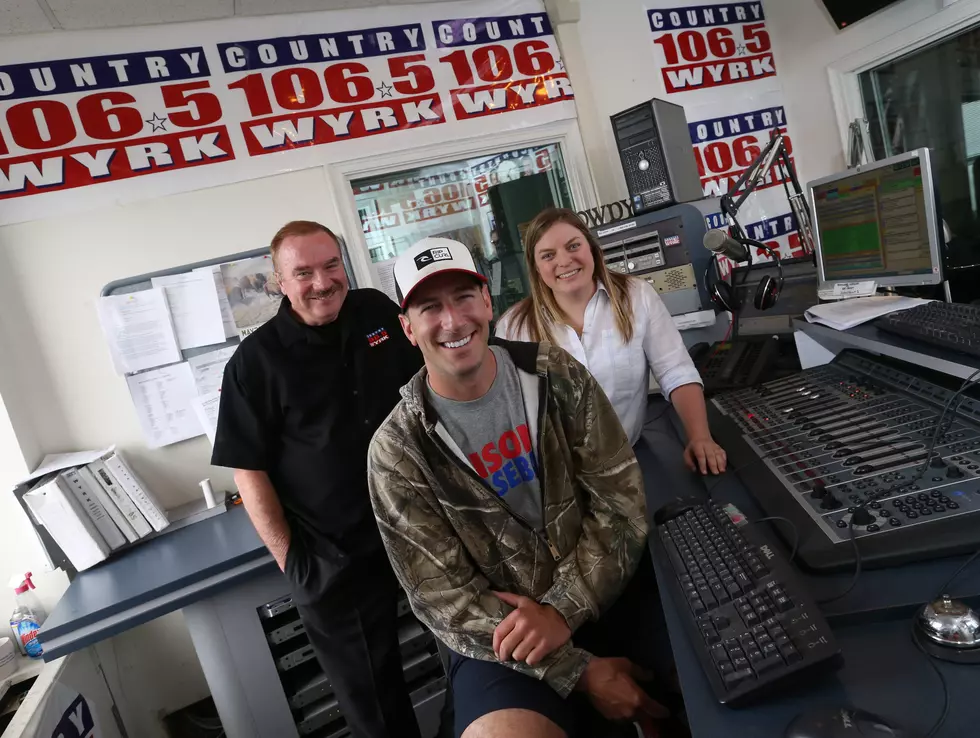 Taste of Country&#8217;s Sam Alex Goes Live in Studio with Clay, Dale and Liz [VIDEO]
