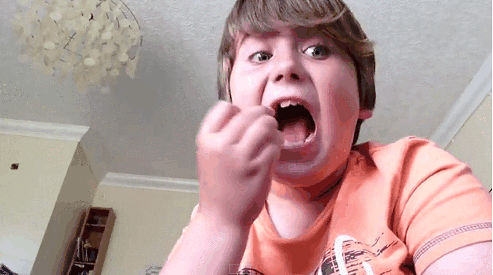 Kid Eats a Carolina Reaper Pepper and Immediately Regrets It [VIDEO]