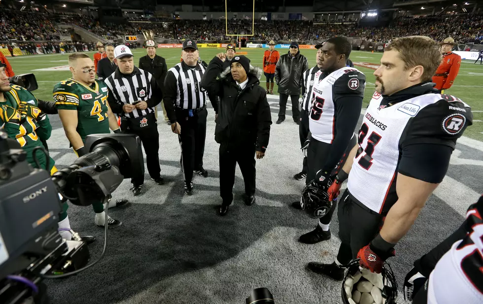 Referees Are Doing The Coin-Toss All Wrong &#8212; Dale Shows Them The RIGHT Way [VIDEO]