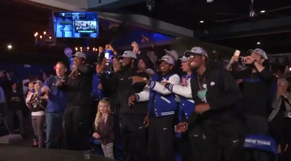 WATCH: UB Men&#8217;s Basketball Team&#8217;s Reaction Watching Announcement at Santora&#8217;s