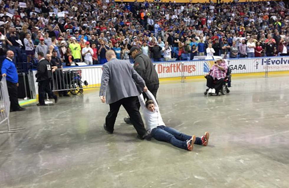 12 Protesters Get Dragged Out of Donald Trump Rally [Pictures + Video]