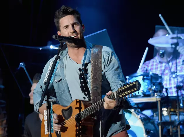 Jake Owen Tweets Picture Of His Post-Bike Accident