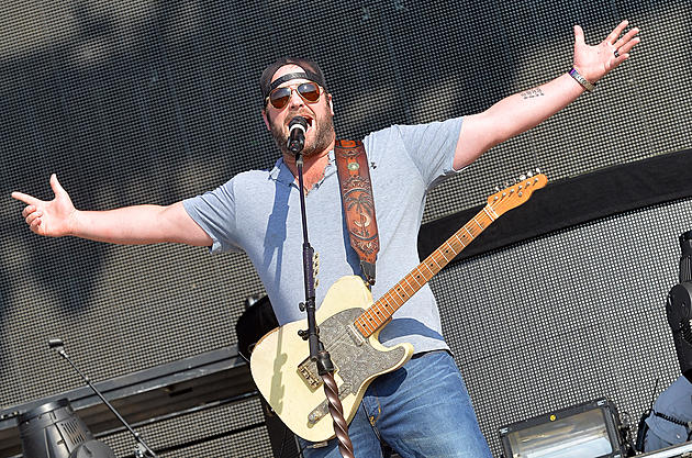 WATCH: Lee Brice Sings &#8220;Love Like Crazy&#8221; At Mickey Rats