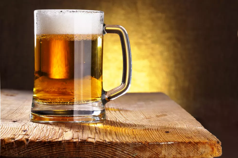 TV Beer Mug Allows You to Watch the Game Without Beer Getting in the Way [New At Noon]