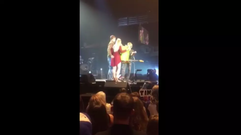 WATCH: Keith Urban Serenades Newlyweds On Stage [VIDEO]