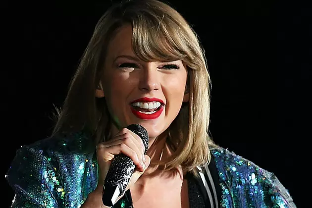 Taylor Swift Groping Pictures Were Leaked Over The Weekend&#8211;It Was &#8216;No Accident&#8217; [PICTURE]
