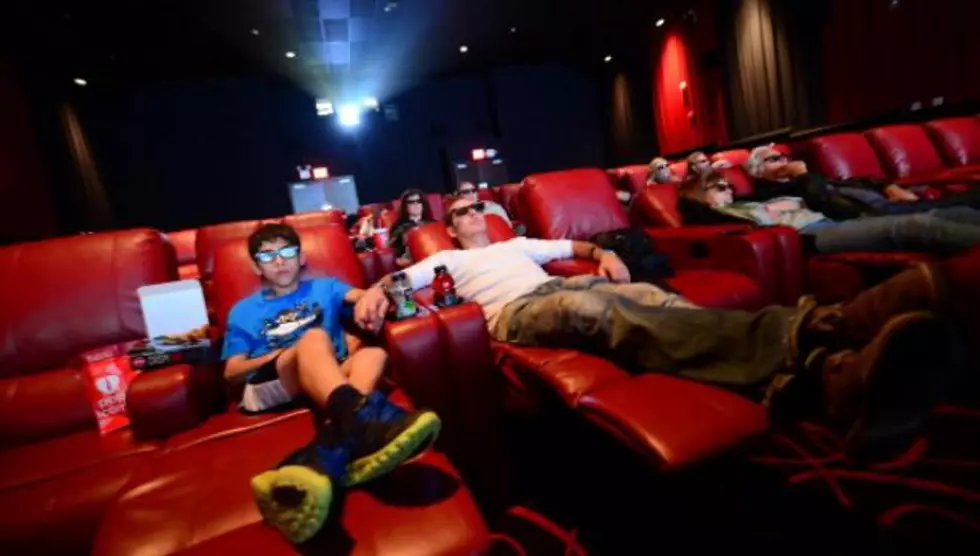 New York State Movie Theaters May Be Selling Alcohol Soon