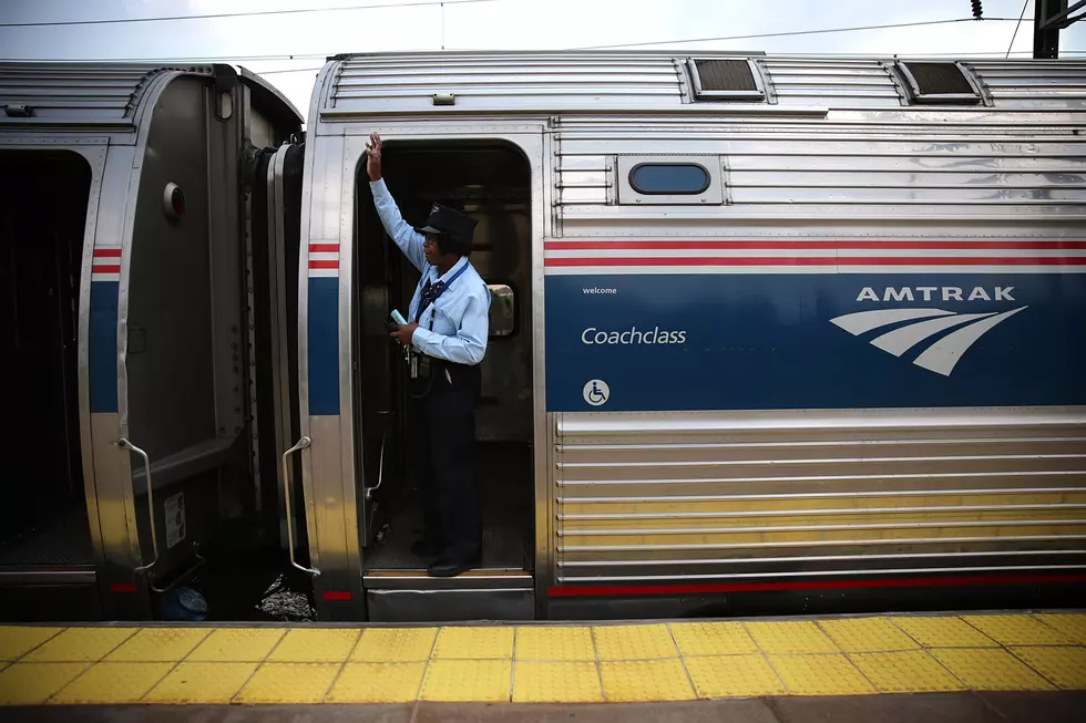 Amtrak Conductor Is Serious About New York Mask Mandate [VIDEO}