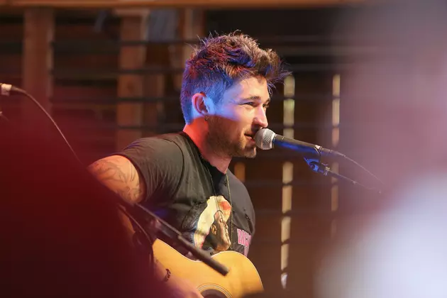 Michael Ray Visits Bills/Sabres Stadiums Before TOC