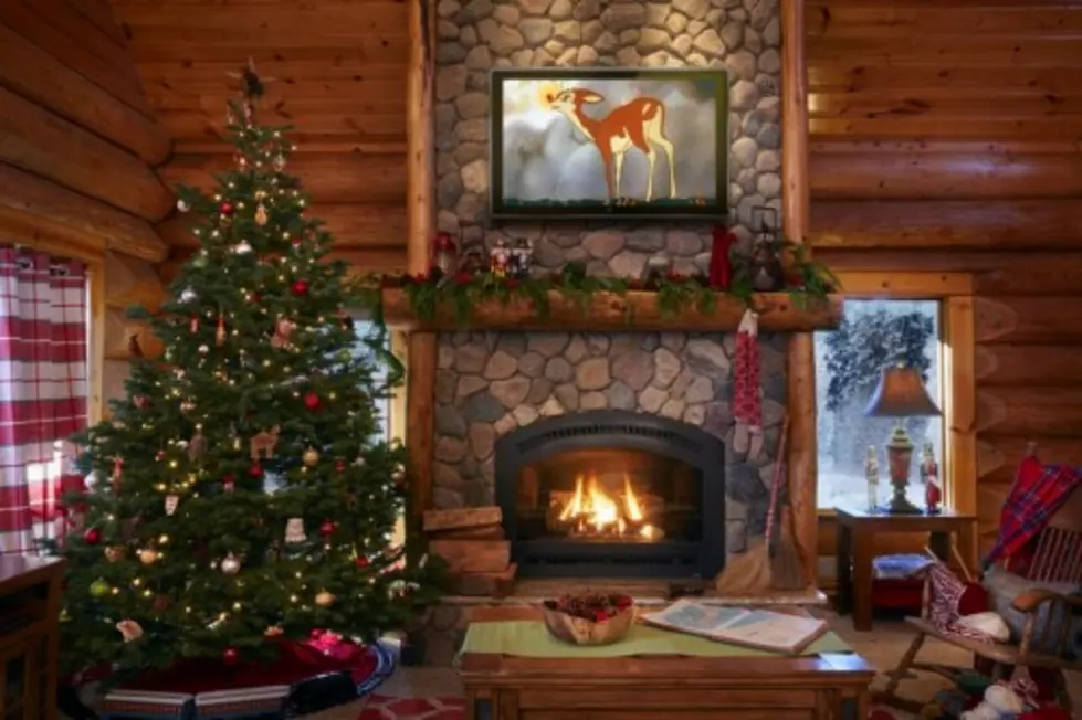 Here&#8217;s How Much Santa&#8217;s North Pole Home Is Worth [PHOTOS]