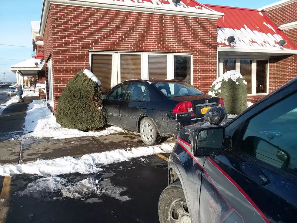 Car Drives Into Bob Evans In Amherst