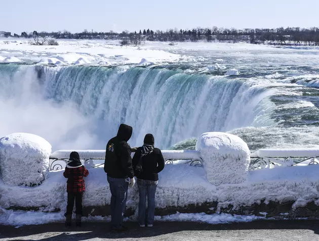 Get A Free Ride Today To See The Frozen Niagara Falls
