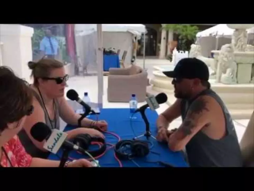 Jason Aldean Talks Evolution From First Album To &#8220;Rearview Town&#8221; in the Bahamas