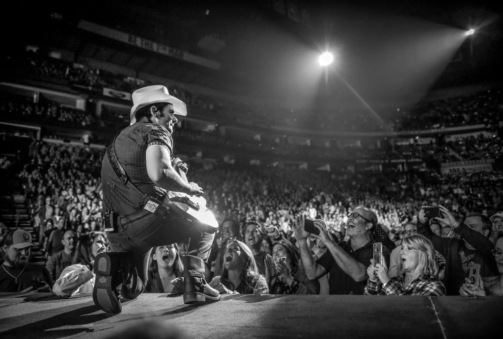 LISTEN - Brad Paisley's New Song 'Bucked Off'