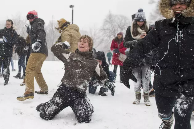 Snowball Fight Ban Revoked, Watch Your Back!