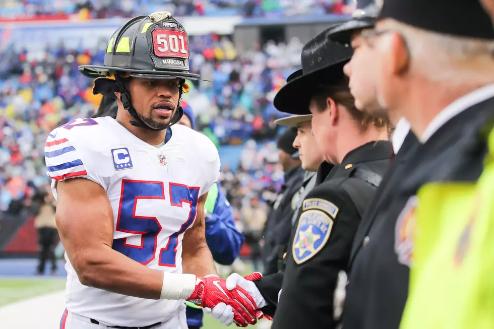 Lorenzo Alexander Signs On For Another Year With The Bills