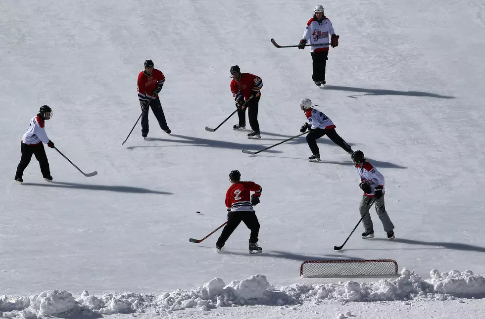 Small Boat Harbor Pond Hockey Game [WATCH]