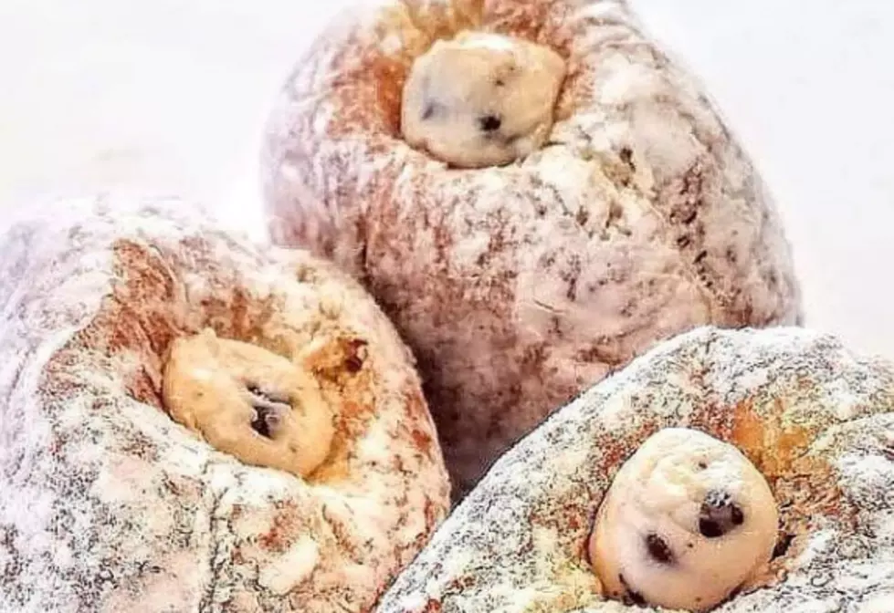 Cannoli Donuts Are Coming Back at Paula’s!