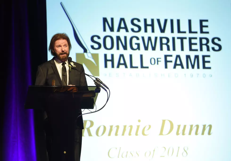 Preview Ronnie Dunn&#8217;s New Album Of Cover Songs