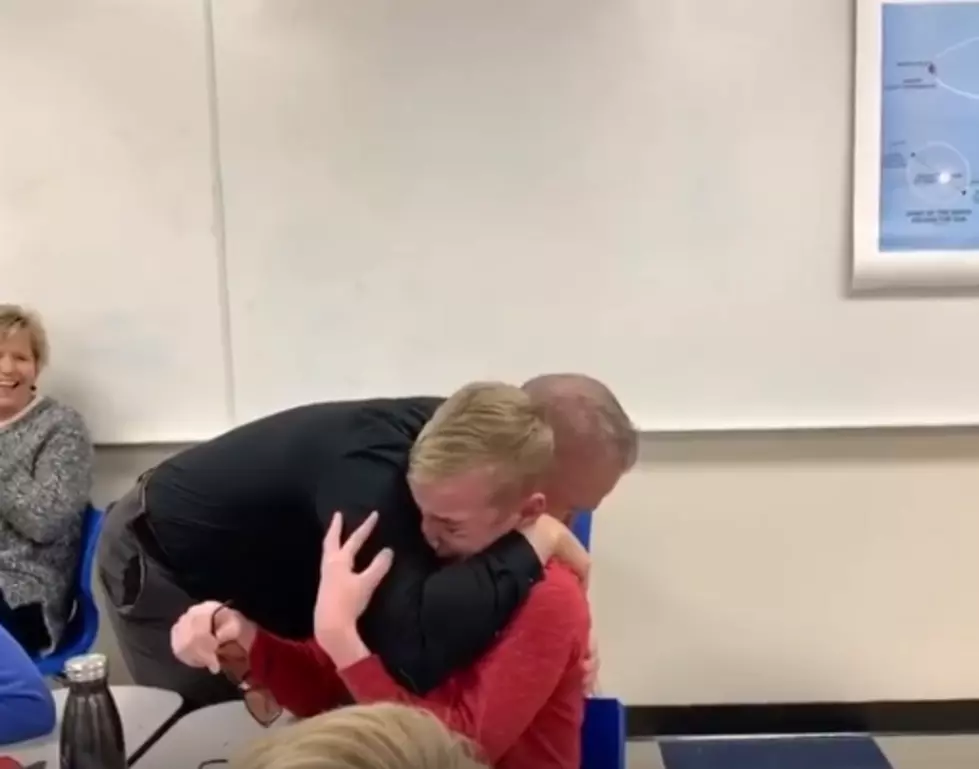 Colorblind Student Is Able To See Color For First Time In Heartwarming Video [WATCH]