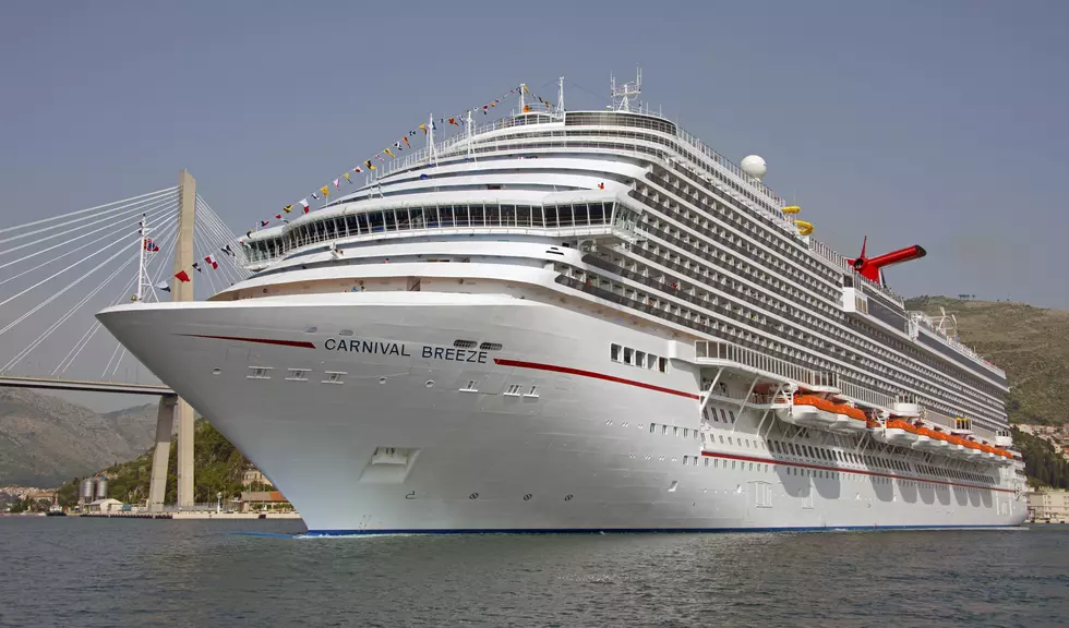 Two Carnival Ships Collide And It&#8217;s Captured On Video