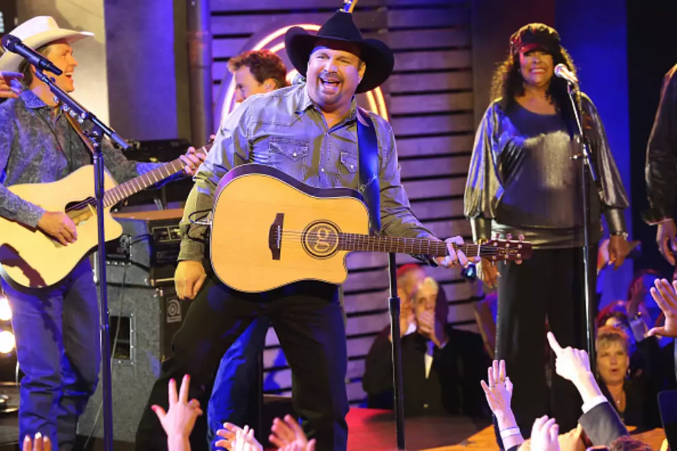 Garth Brooks Becomes First Artist To Chart In Four Decades