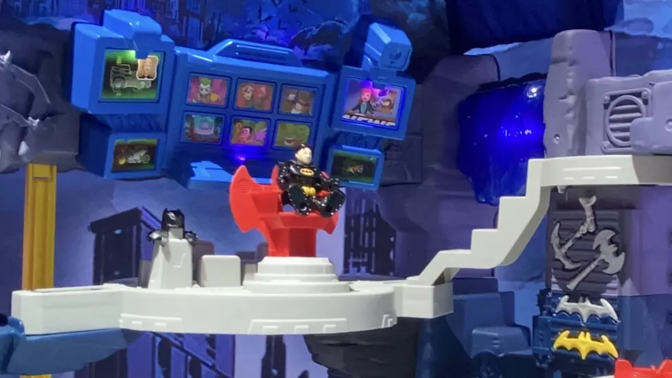 First Look At New Imaginext Batcave For Christmas 2020