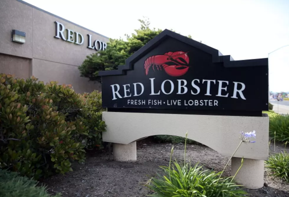 Red Lobster Selling Heart-Shaped Cheddar Bay Biscuit Box This Valentine&#8217;s Day