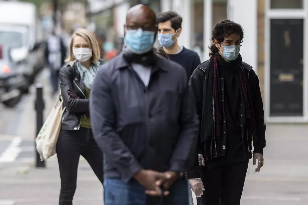 Clothing Company Vows To Give Face Masks To Every American