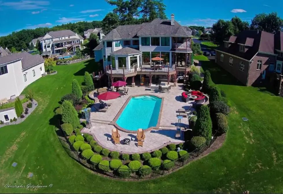 Check Out This Luxury Home Near Rochester [PHOTOS]