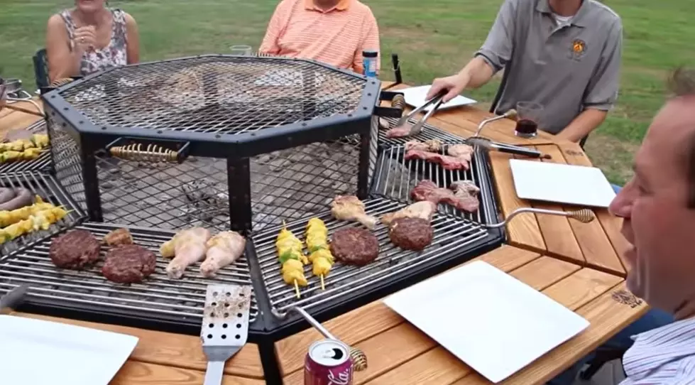 VIDEO: This Grill Would Be So Cool To Sit Around With The Family