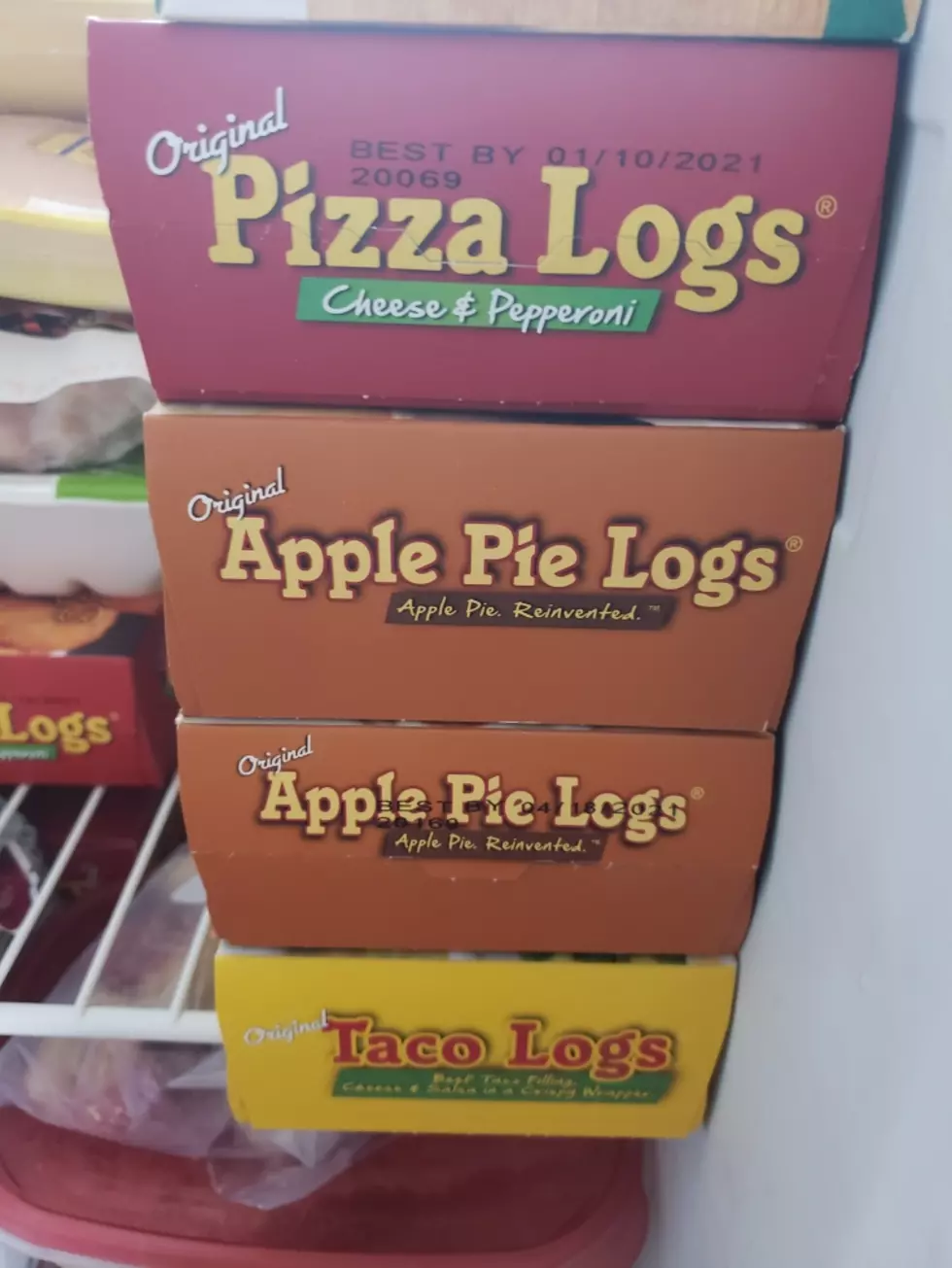 Here Are All The Different Pizza Logs You Can Buy