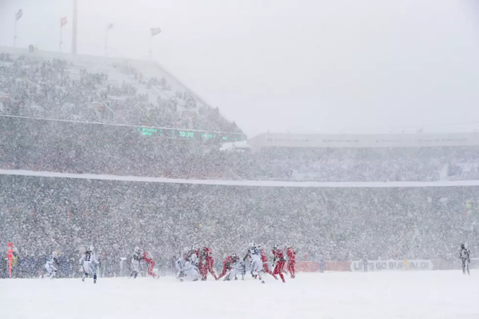 Here's What The Buffalo Bills Stadium Looks Like During Snowstorm