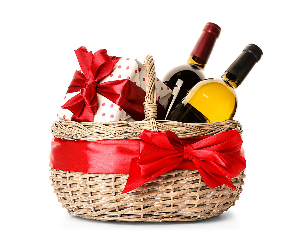 Five Simple Gifts To Give To The Host Of Your Easter Party