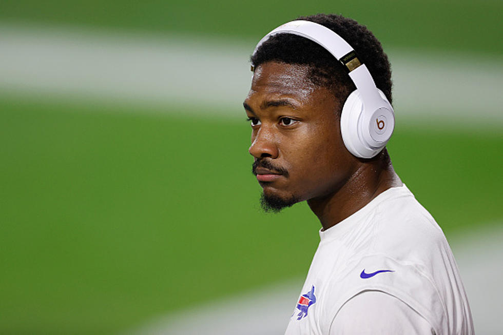 Stefon Diggs’ Tweet Makes Buffalo Bills Fans Laugh: Makes Vikings Fans Angry