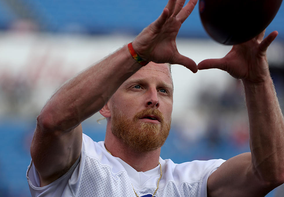 Cole Beasley Sporting New Look For Sunday&#8217;s Game