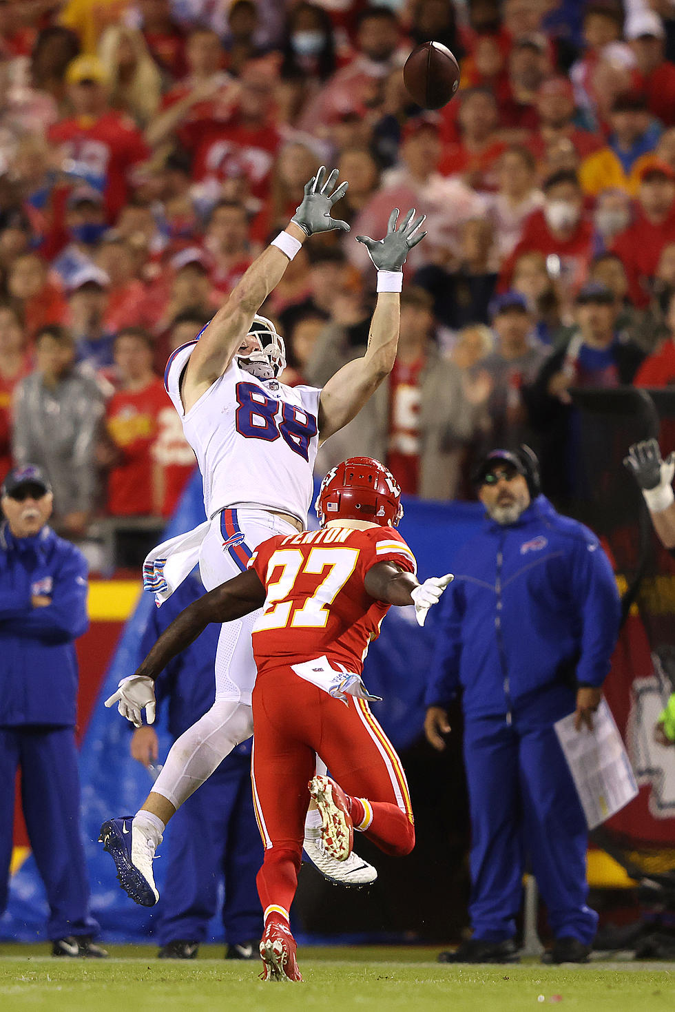 Amazing Photos From Bills Big Win Over KC