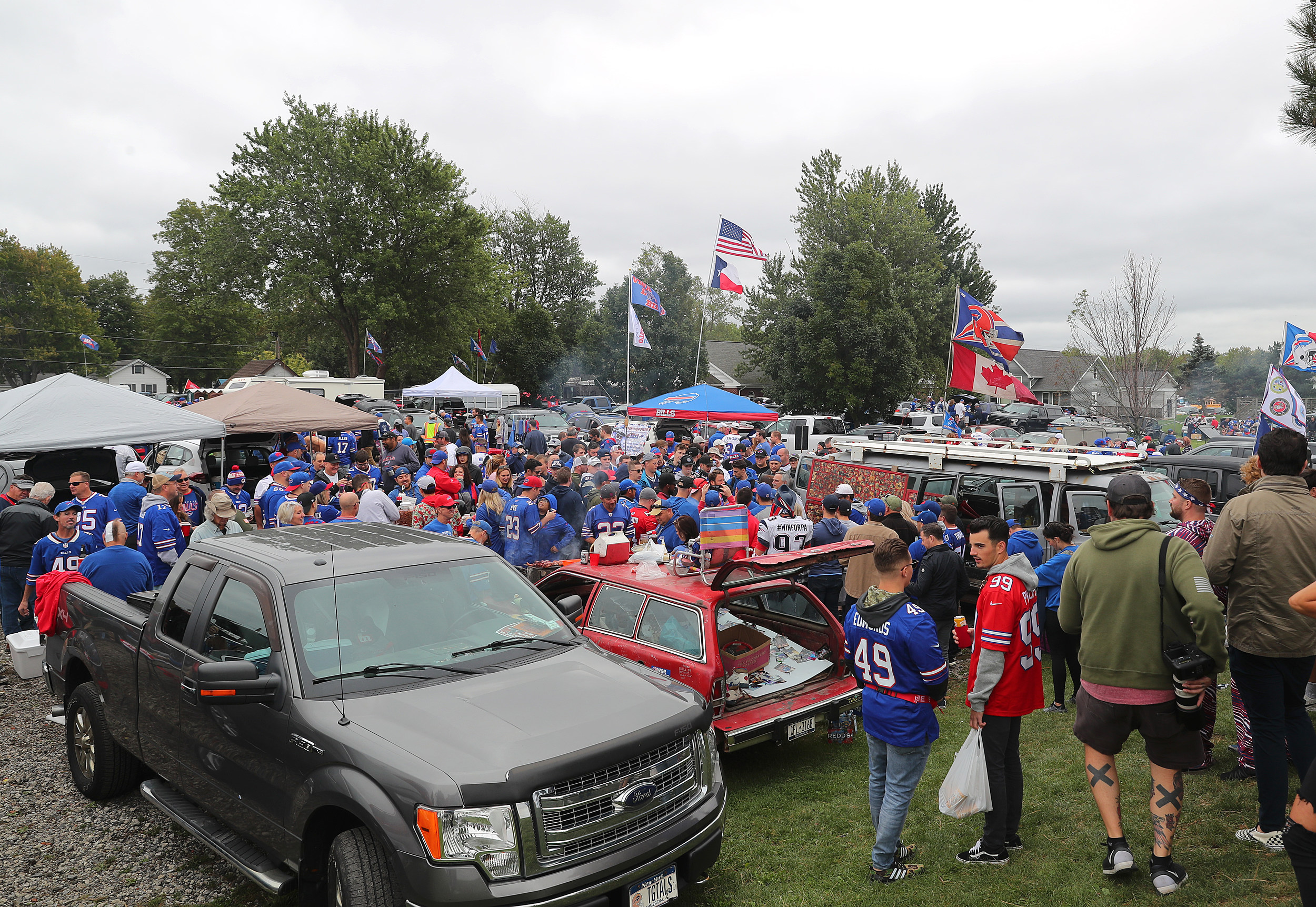 ESPN Broadcasting Live From a Bills Parking Lot in Orchard Park