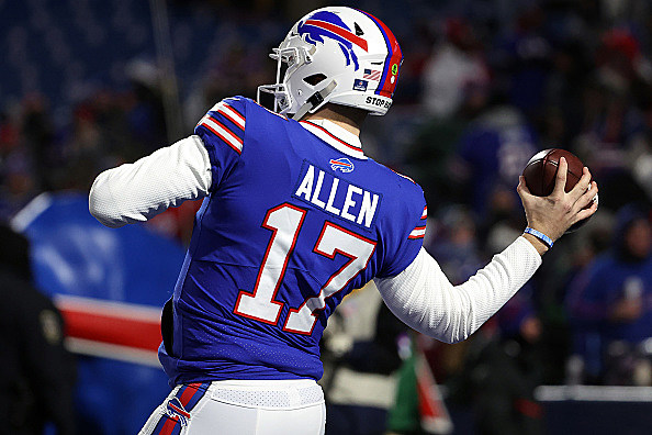 Dawson Knox of the Buffalo Bills catches a pass in front of Justin News  Photo - Getty Images