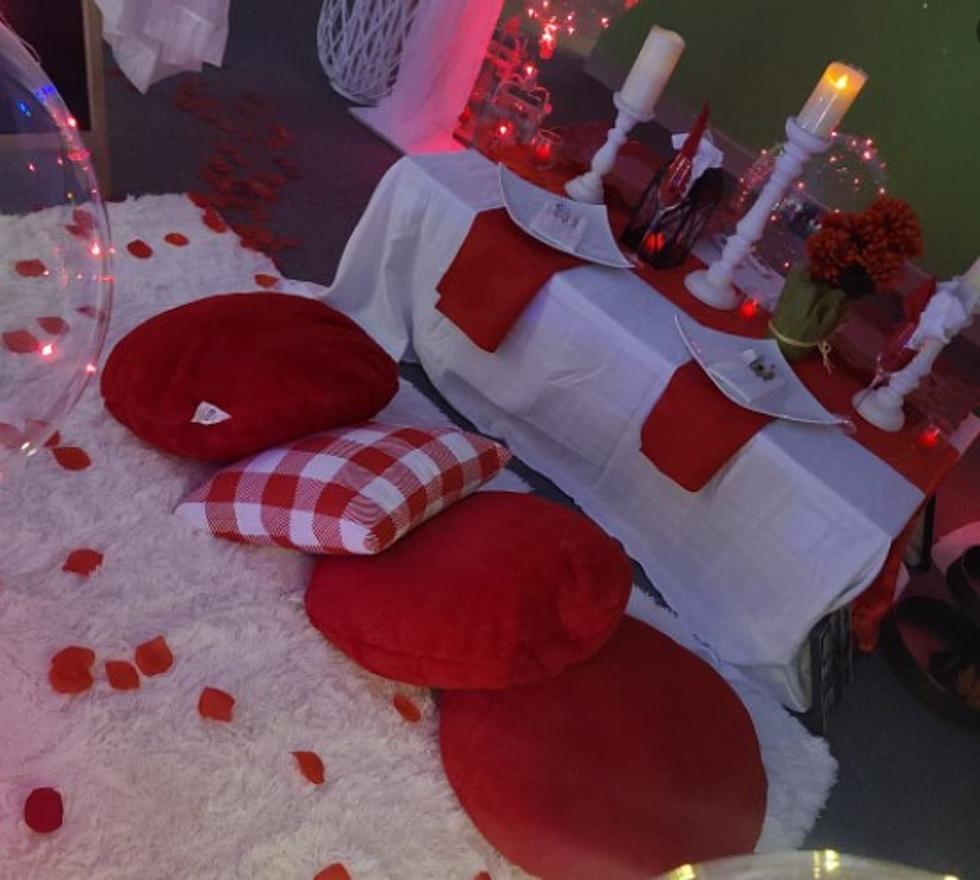 Awesome Igloo Valentine’s Day Date Idea in Buffalo