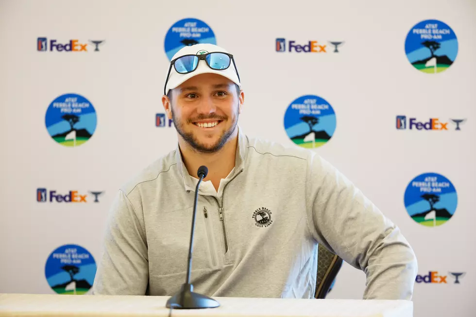 Josh Allen and Von Miller Have Hilarious Golf Game [VIDEO]