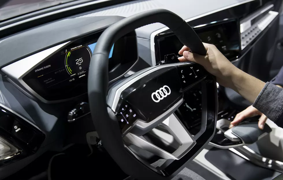 Tokyo Motor Show Begins