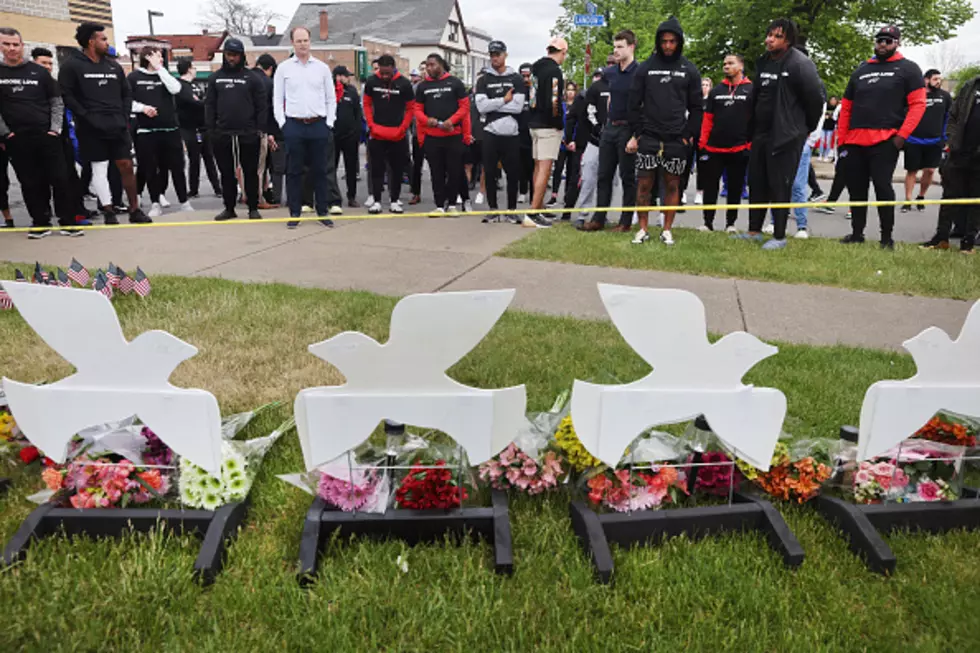 Moving Video of Rick Jeanneret Visiting Jefferson Ave. Memorial