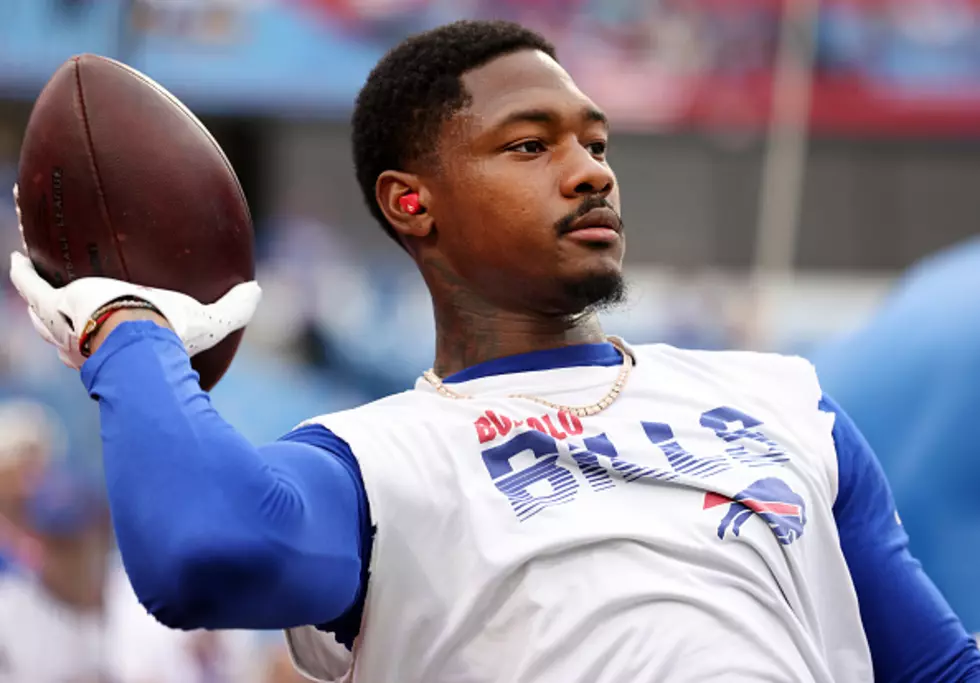 Stefon Diggs Wants to Bring Back The &#8217;90s Buffalo Bills Uniforms